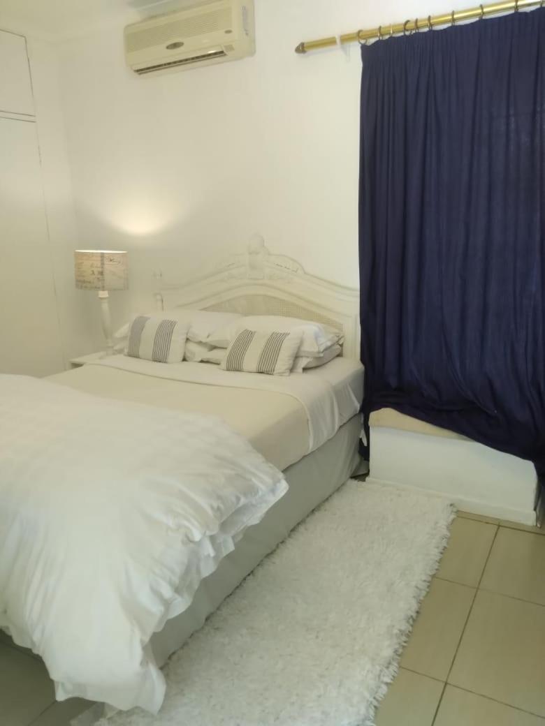 Emerald Guest House Springs ภายนอก รูปภาพ